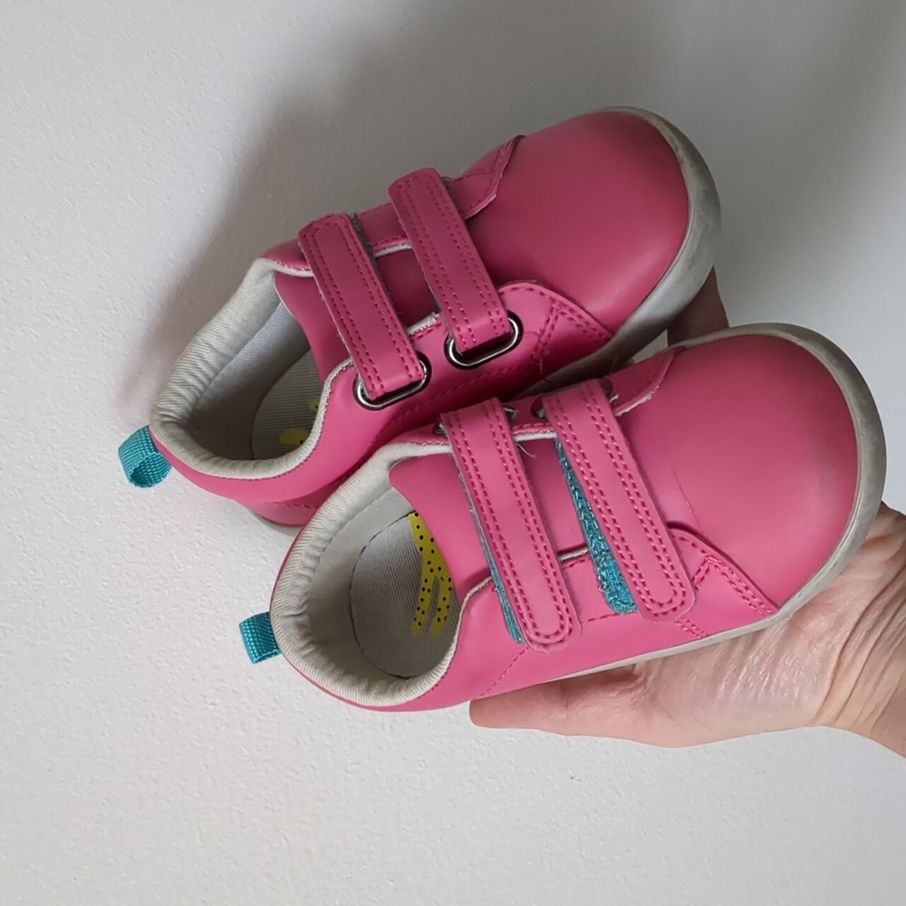 Ten Little sneakers